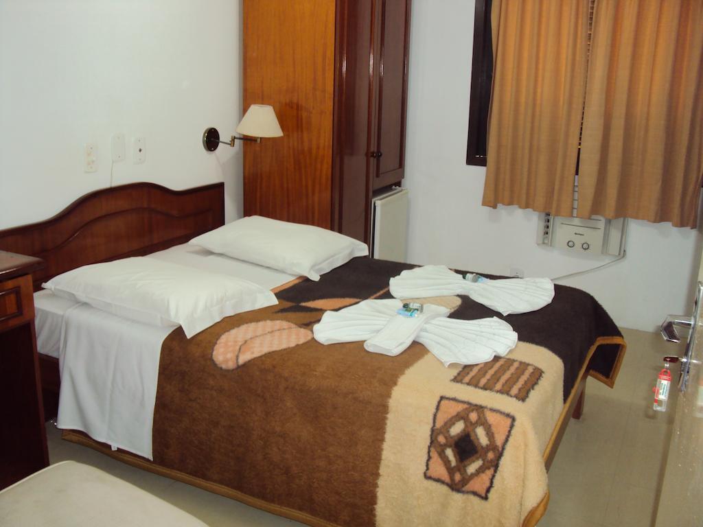 Hotel Kimar Tramandaí Quarto foto